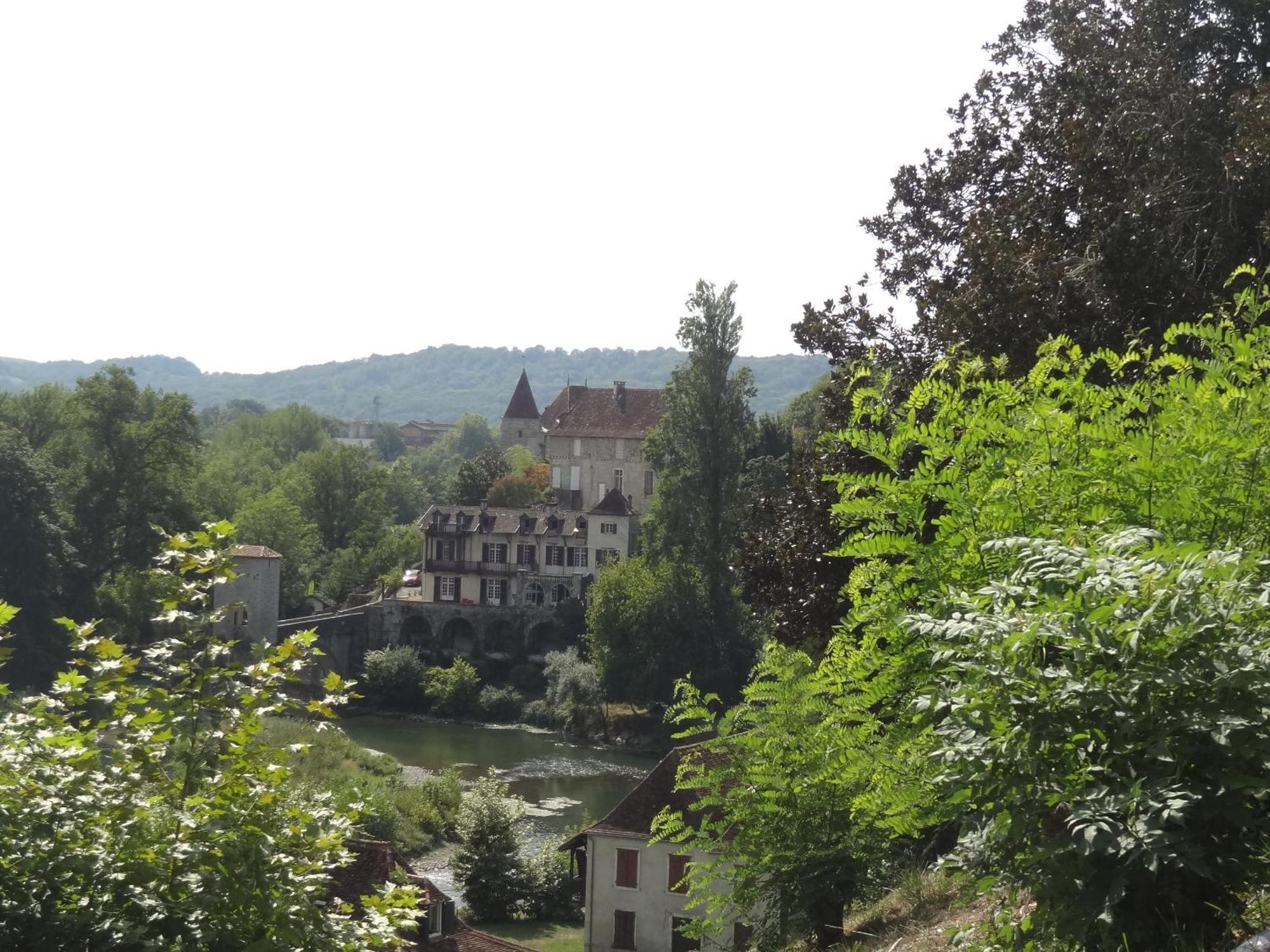 Vila Le Pelerine Sauveterre-de-Bearn Exteriér fotografie