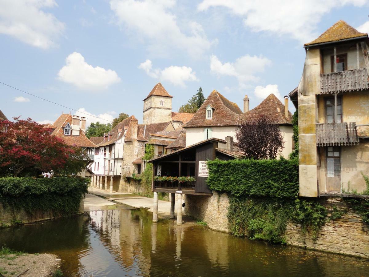 Vila Le Pelerine Sauveterre-de-Bearn Exteriér fotografie